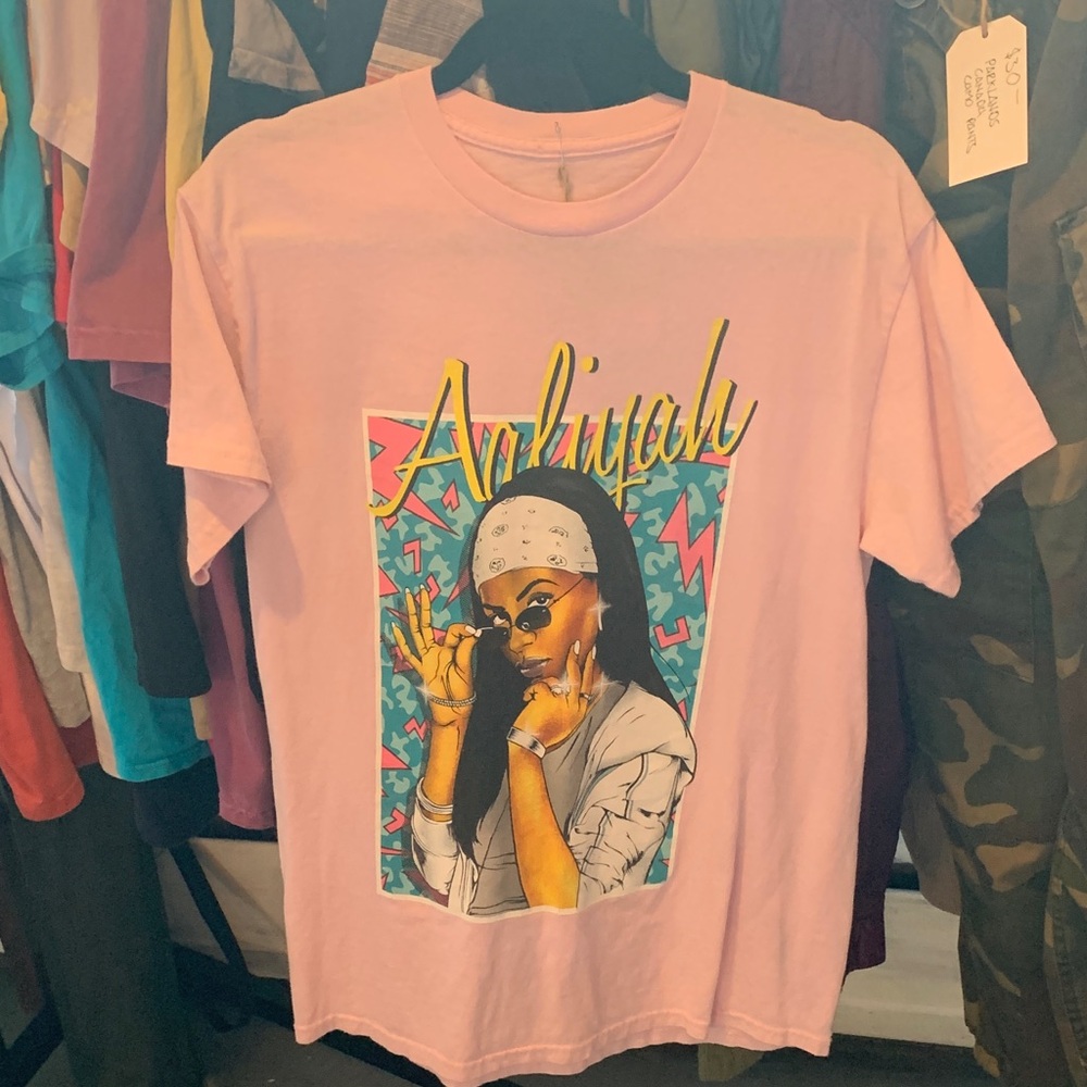 Aaliyah Tee